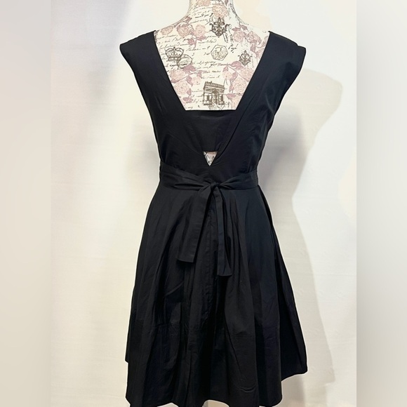 MELLODAY Black sleeveless Deep V back skater dress size L. - Picture 10 of 14